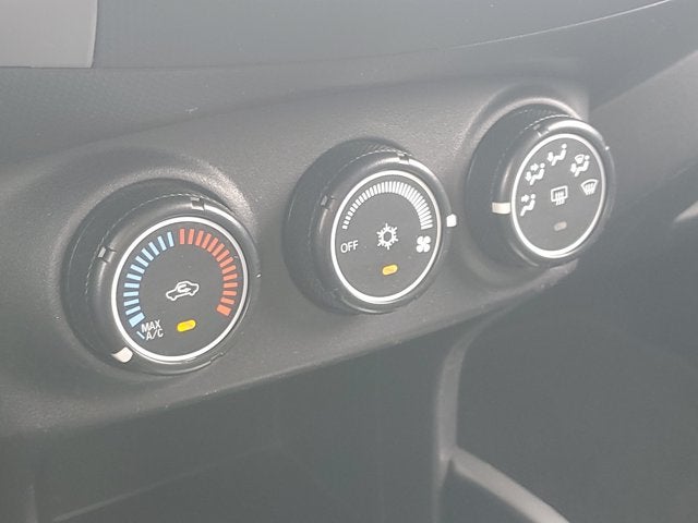 2012 Mitsubishi Outlander ES
