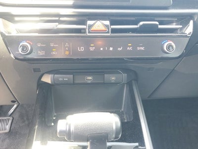 2024 Kia Niro LX