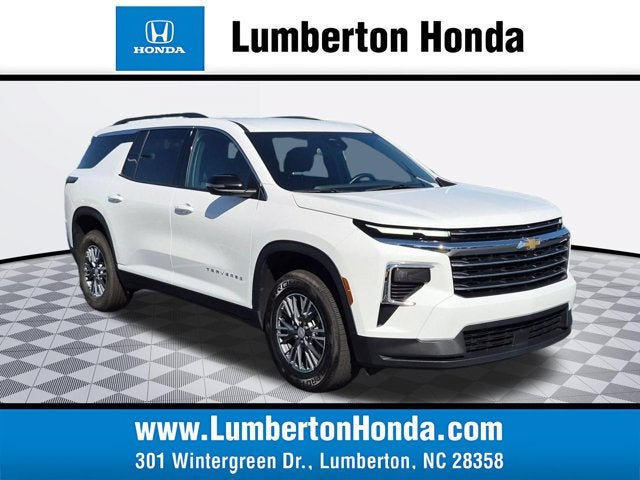 2025 Chevrolet Traverse LT