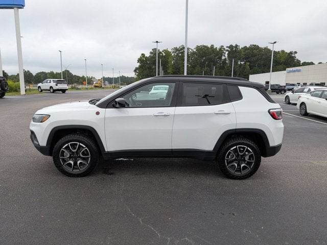 2025 Jeep Compass Trailhawk