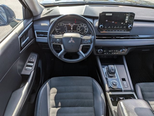 2024 Mitsubishi Outlander SE Black Edition