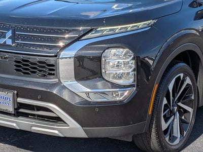 2024 Mitsubishi Outlander SE Black Edition