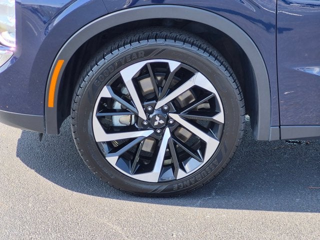 2024 Mitsubishi Outlander SE Black Edition