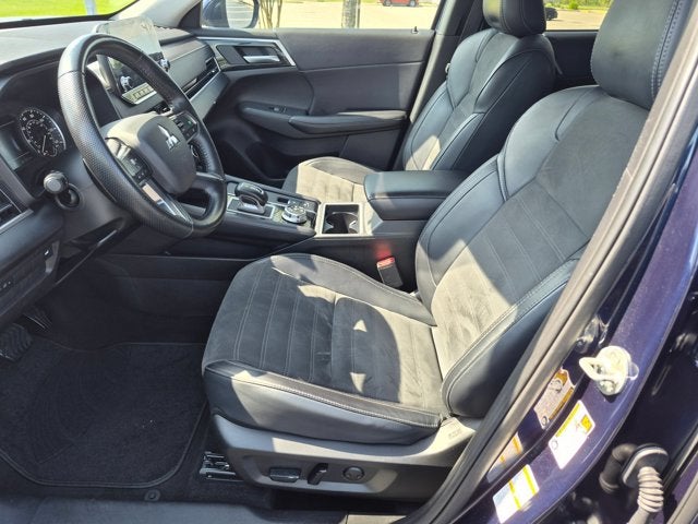 2024 Mitsubishi Outlander SE Black Edition