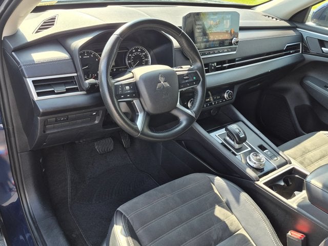2024 Mitsubishi Outlander SE Black Edition
