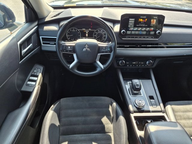 2024 Mitsubishi Outlander SE Black Edition