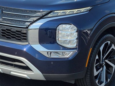2024 Mitsubishi Outlander SE Black Edition