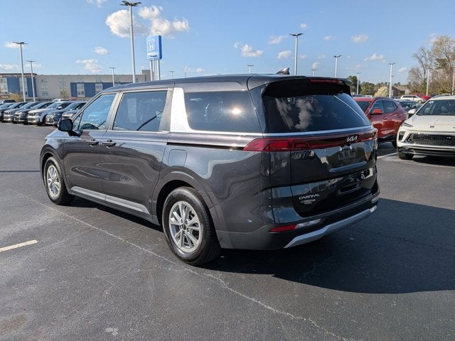 2024 Kia Carnival LX