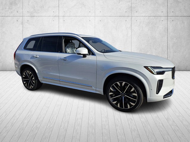 2026 Volvo XC90 Plus