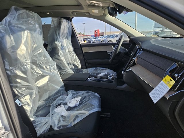 2026 Volvo XC90 Plus