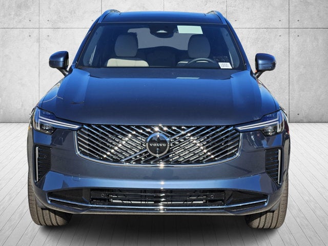 2026 Volvo XC90 Plus