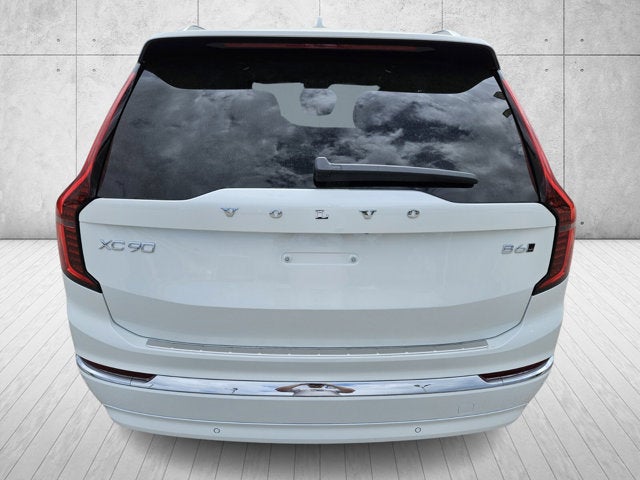 2026 Volvo XC90 Plus