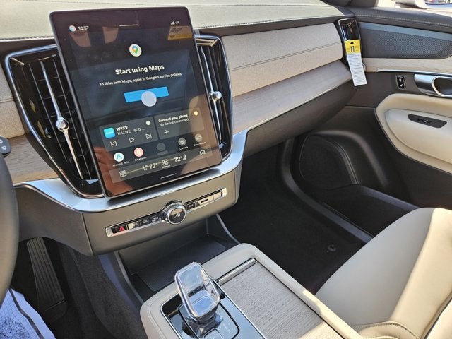 2026 Volvo XC90 Plus