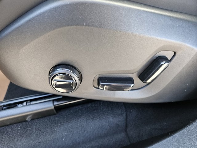 2026 Volvo XC90 Plus