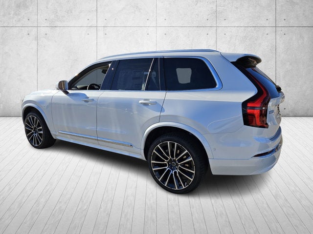 2026 Volvo XC90 Plus