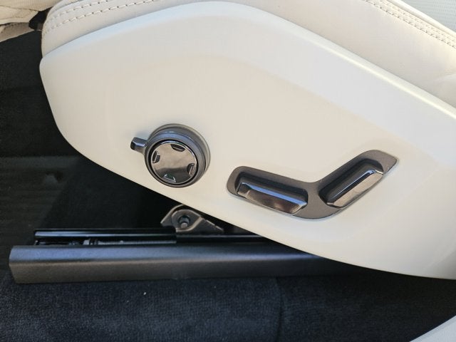 2025 Volvo XC90 Ultra