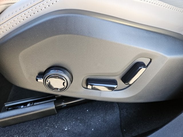 2026 Volvo XC90 Ultra Dark Theme