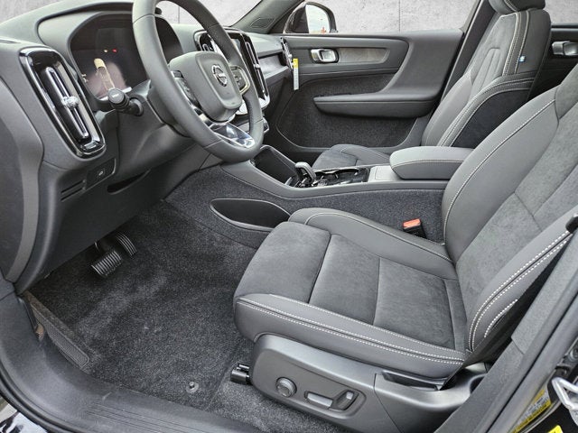 2024 Volvo C40 Recharge Pure Electric Plus