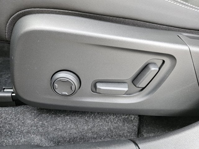 2024 Volvo C40 Recharge Pure Electric Plus