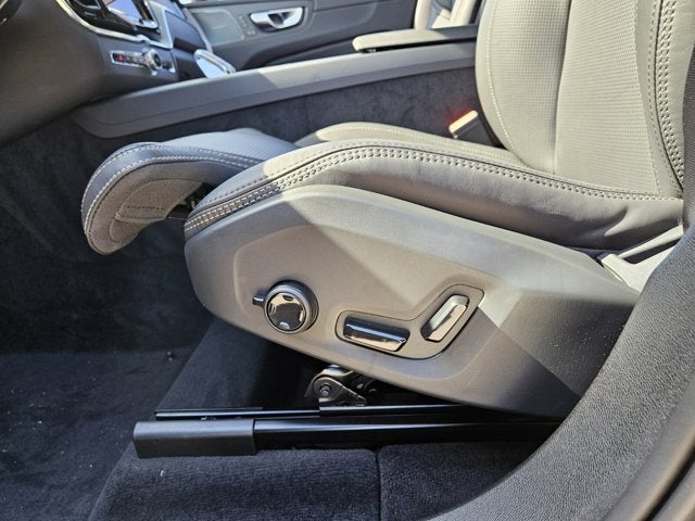 2025 Volvo XC60 Plug-In Hybrid Ultra