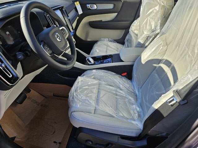 2026 Volvo XC40 Plus