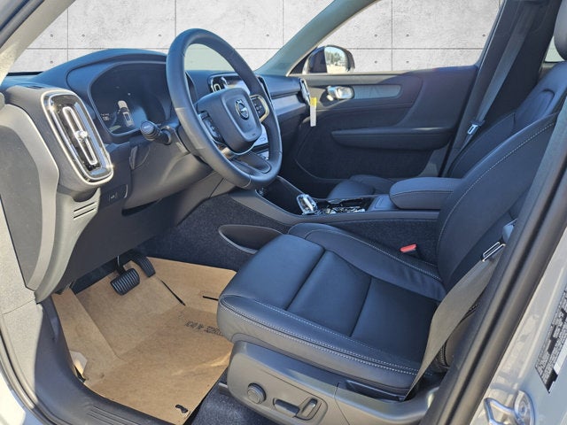 2026 Volvo XC40 Plus