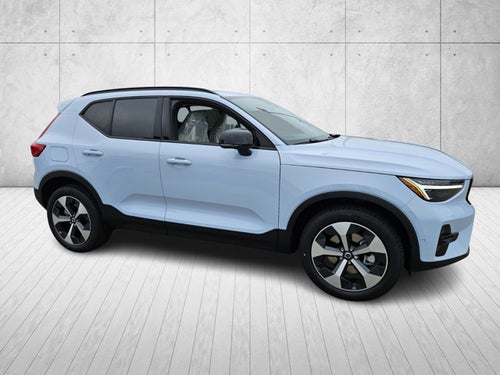2026 Volvo XC40 Plus
