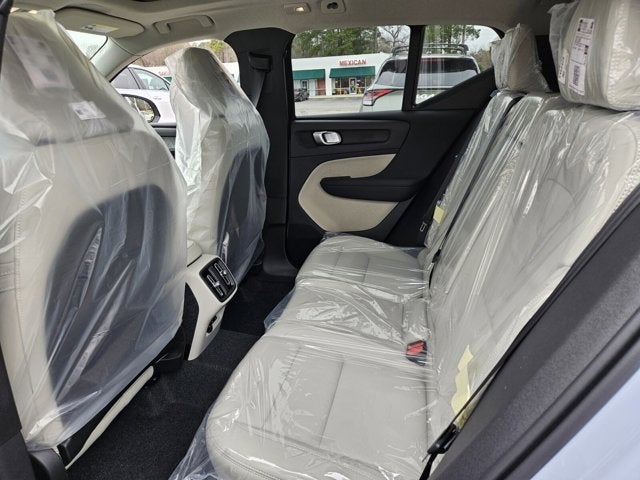 2026 Volvo XC40 Plus