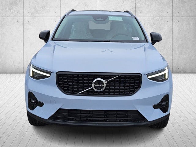 2026 Volvo XC40 Plus
