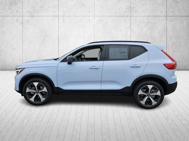 2026 Volvo XC40 Plus