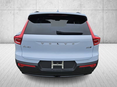 2026 Volvo XC40 Plus