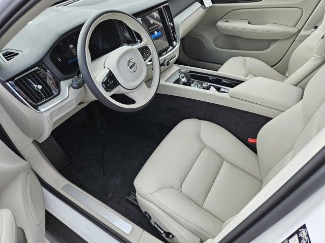 2026 Volvo V60 Cross Country Plus