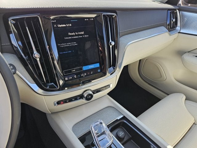 2025 Volvo V60 Cross Country Ultra