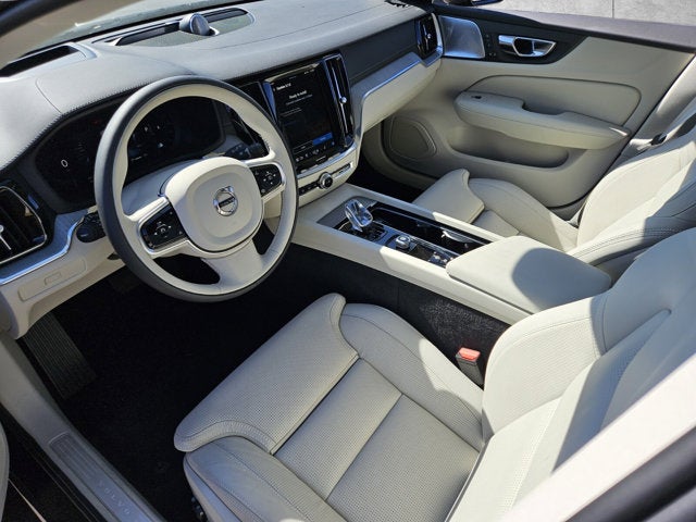 2025 Volvo V60 Cross Country Ultra