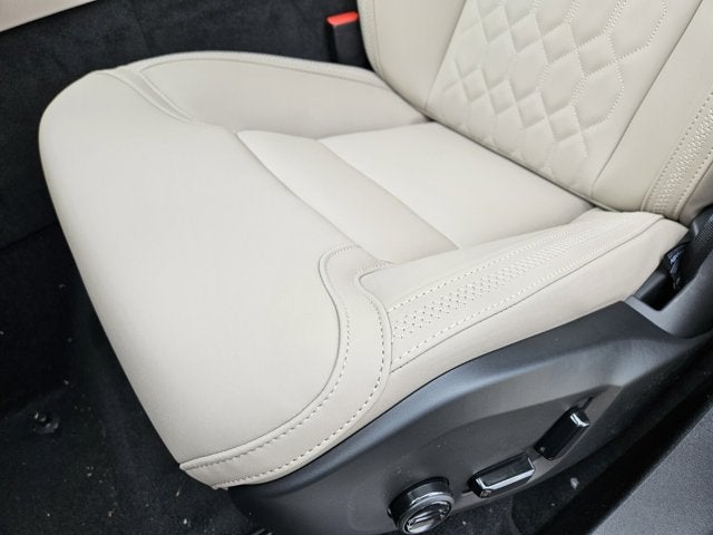 2026 Volvo XC90 Core