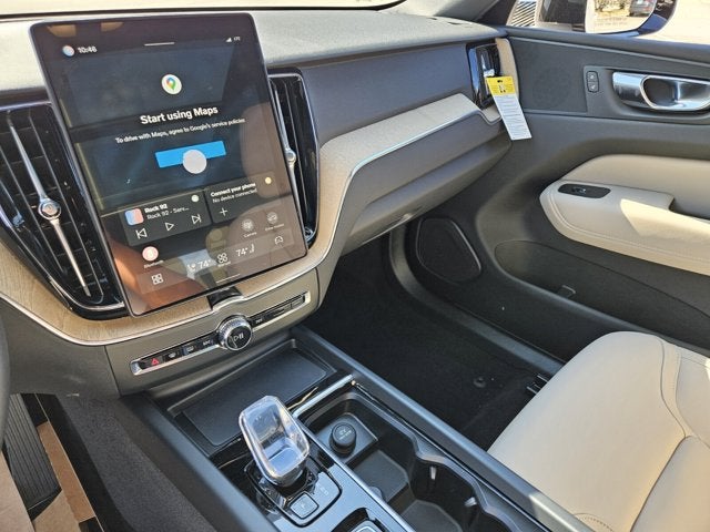 2026 Volvo XC60 Core