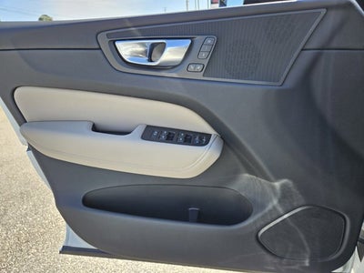 2026 Volvo XC60 Core