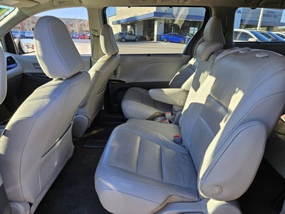 2019 Toyota Sienna L