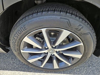 2025 Acura MDX w/Technology Package