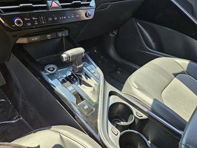 2023 Kia Niro EX