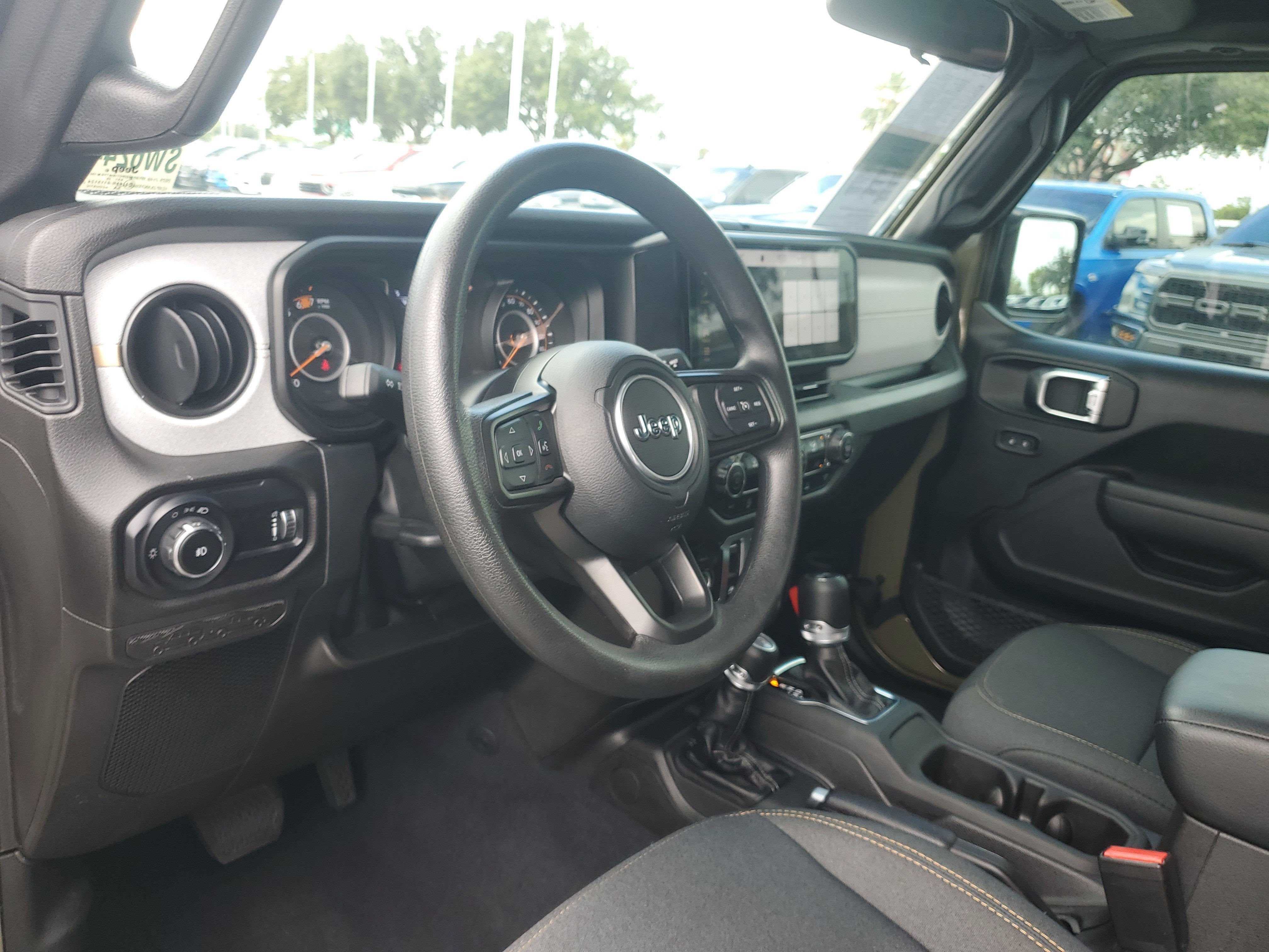 2025 Jeep Wrangler Sport