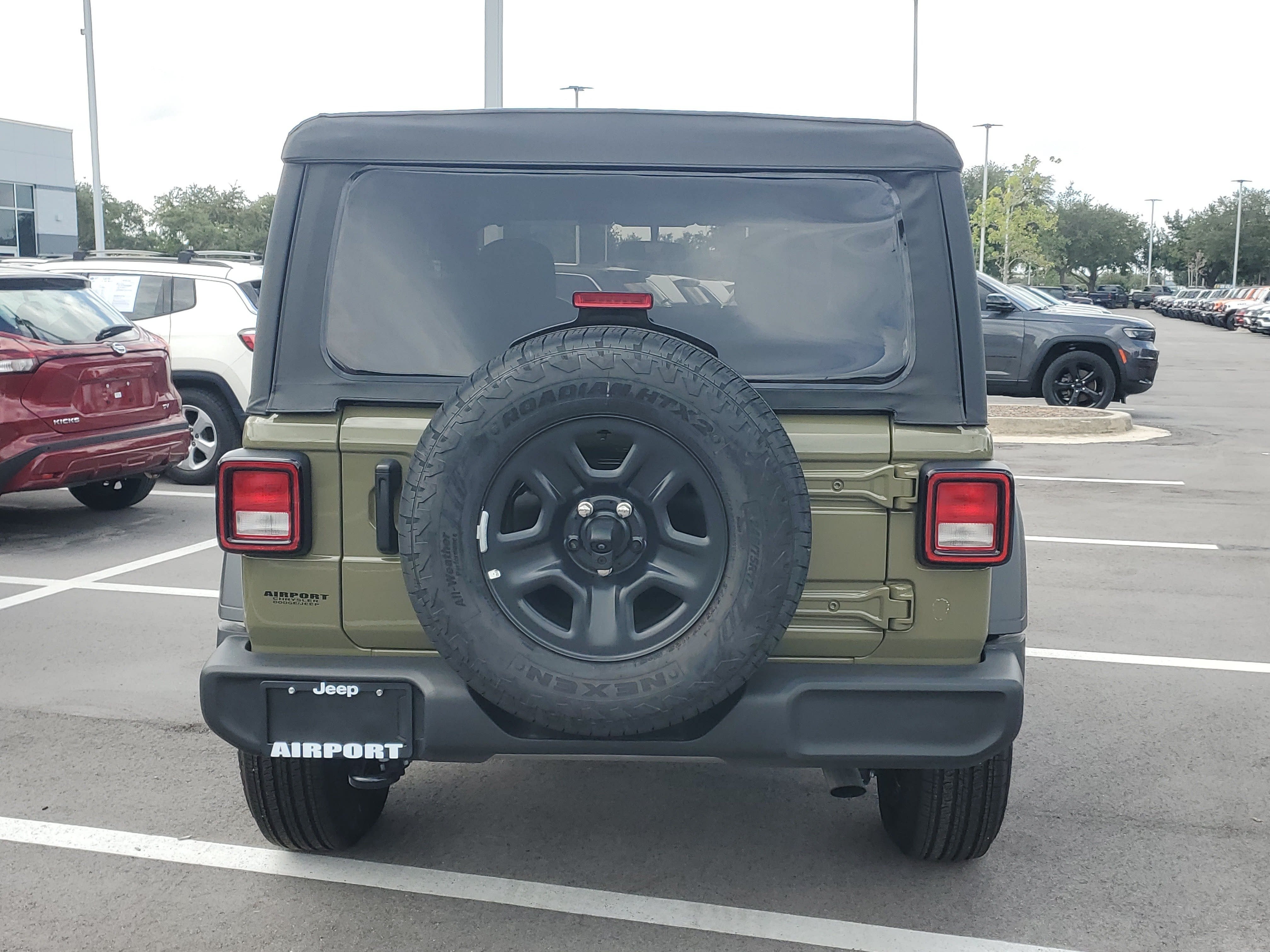 2025 Jeep Wrangler Sport