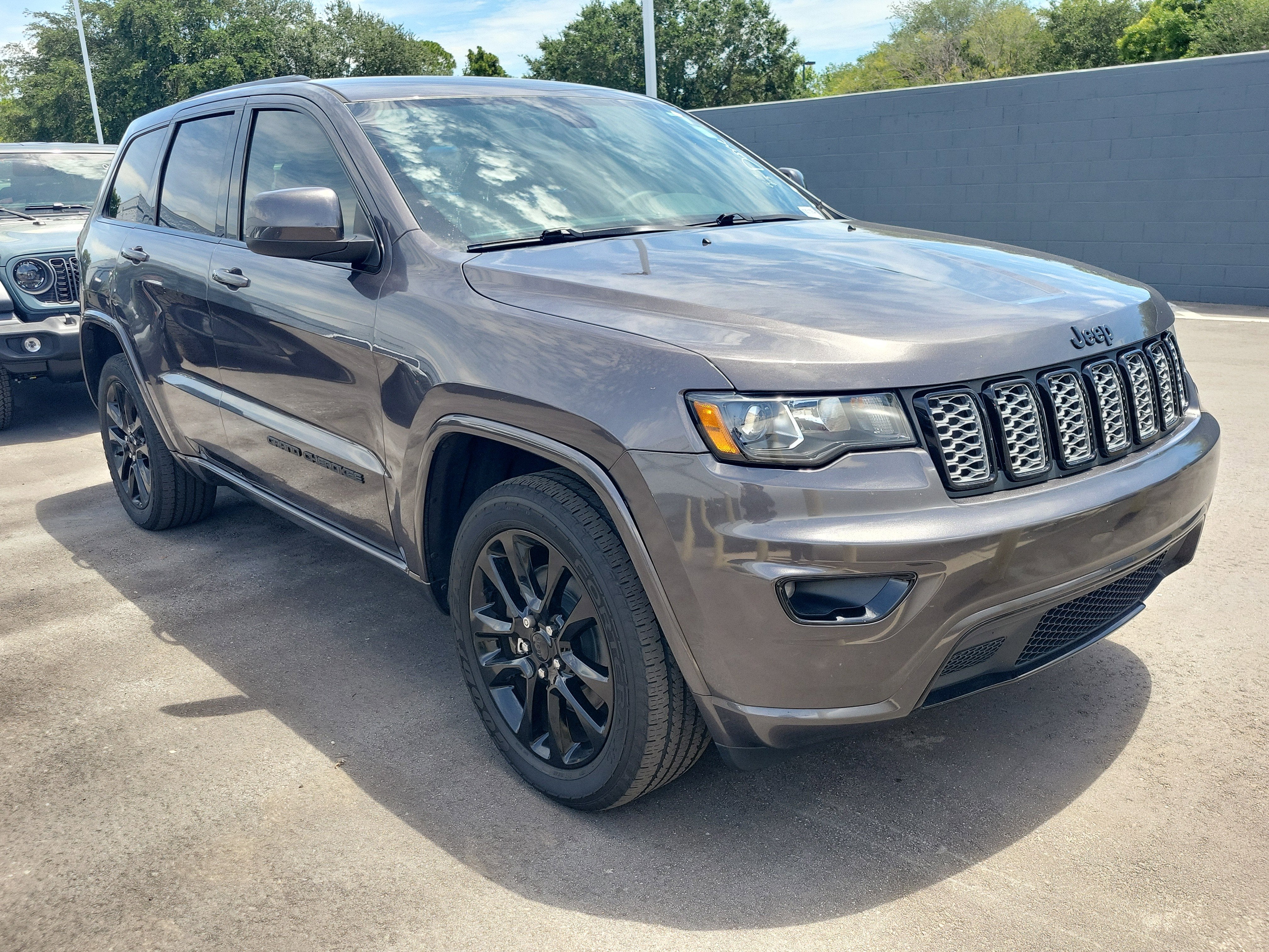2021 Jeep Grand Cherokee Laredo X
