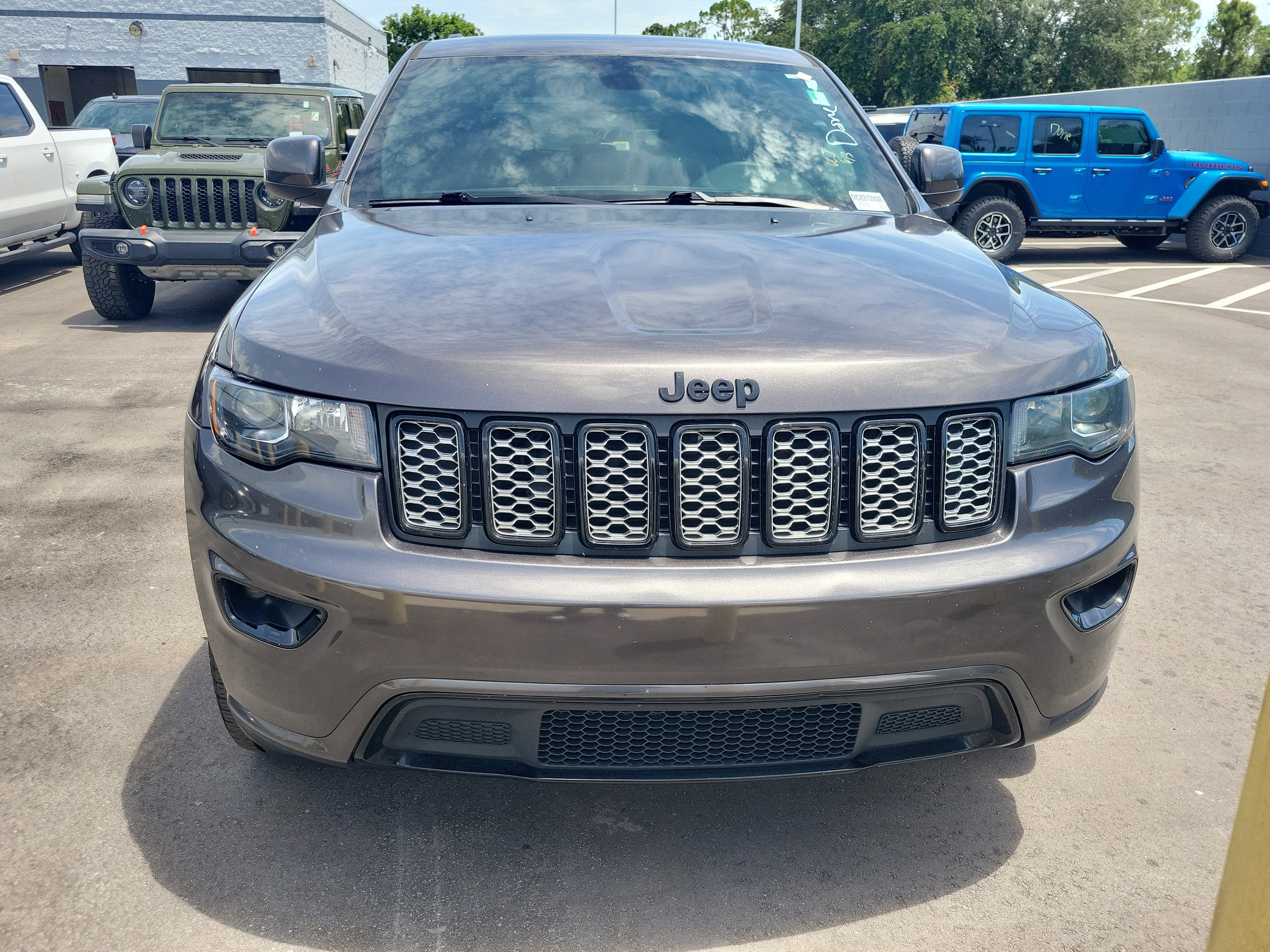 2021 Jeep Grand Cherokee Laredo X