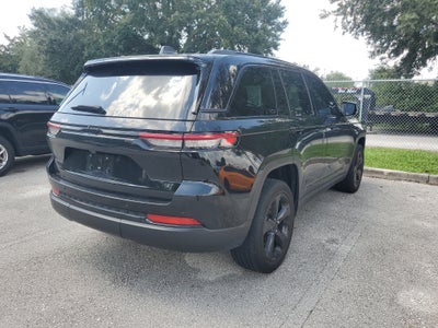 2023 Jeep Grand Cherokee Altitude
