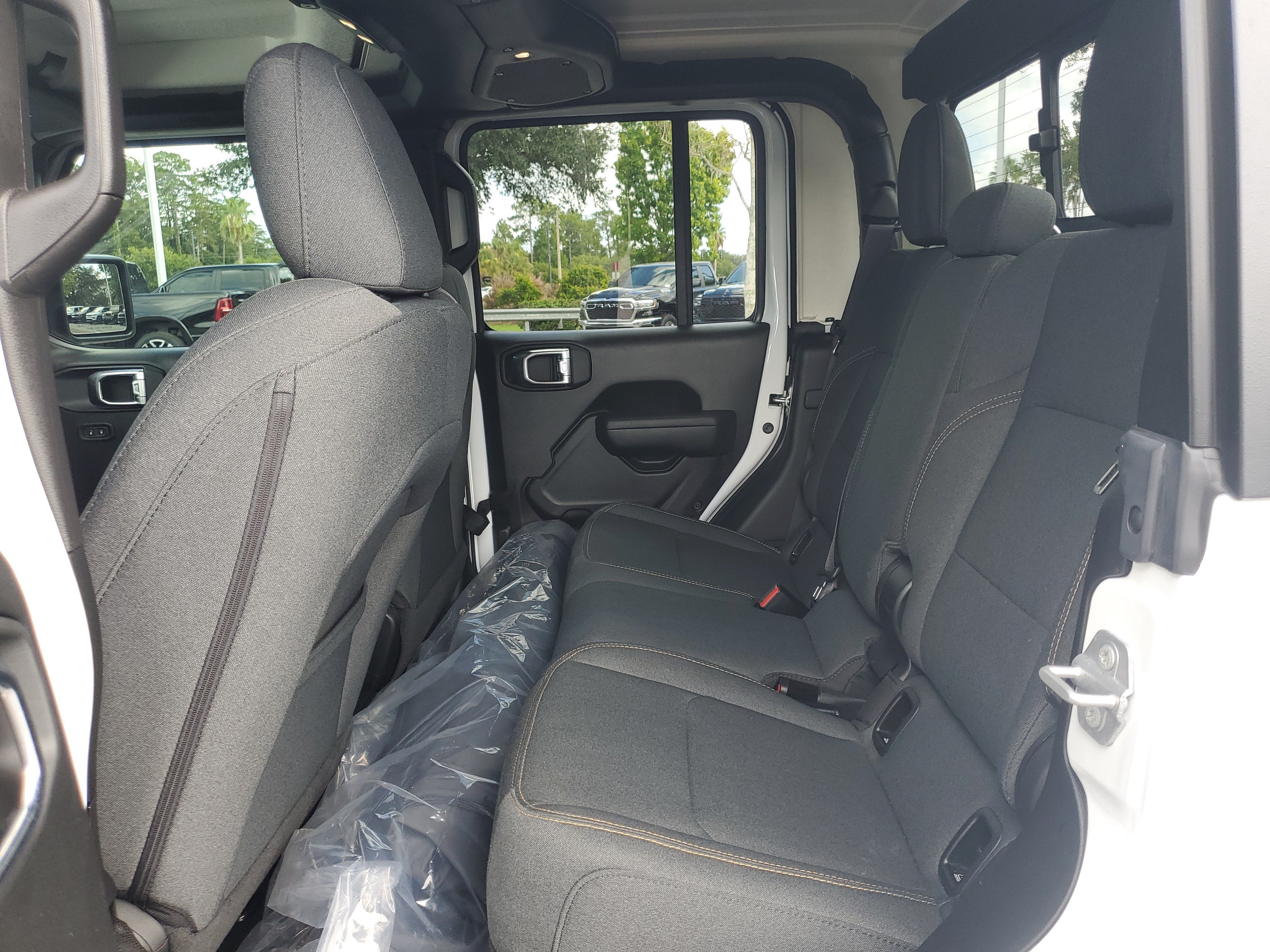 2025 Jeep Gladiator Willys