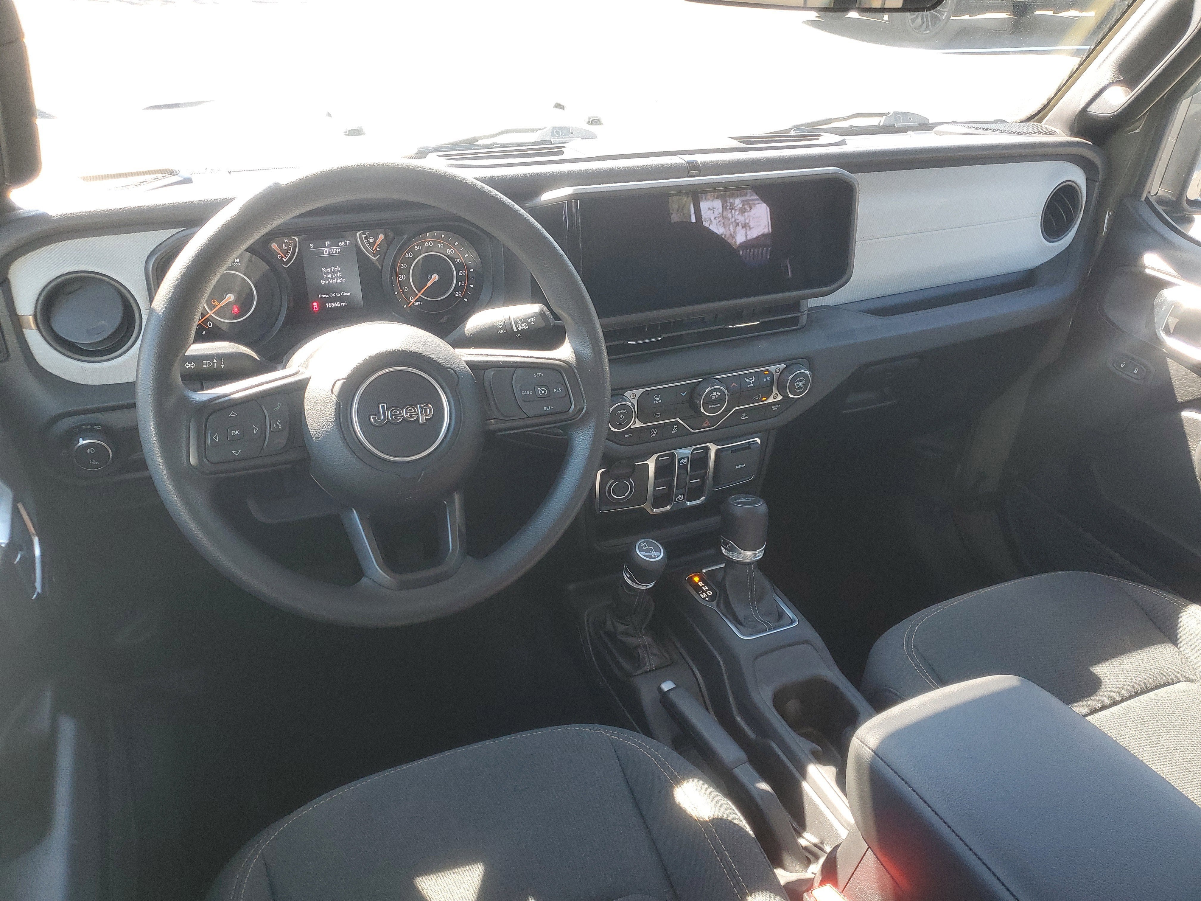 2025 Jeep Gladiator Sport