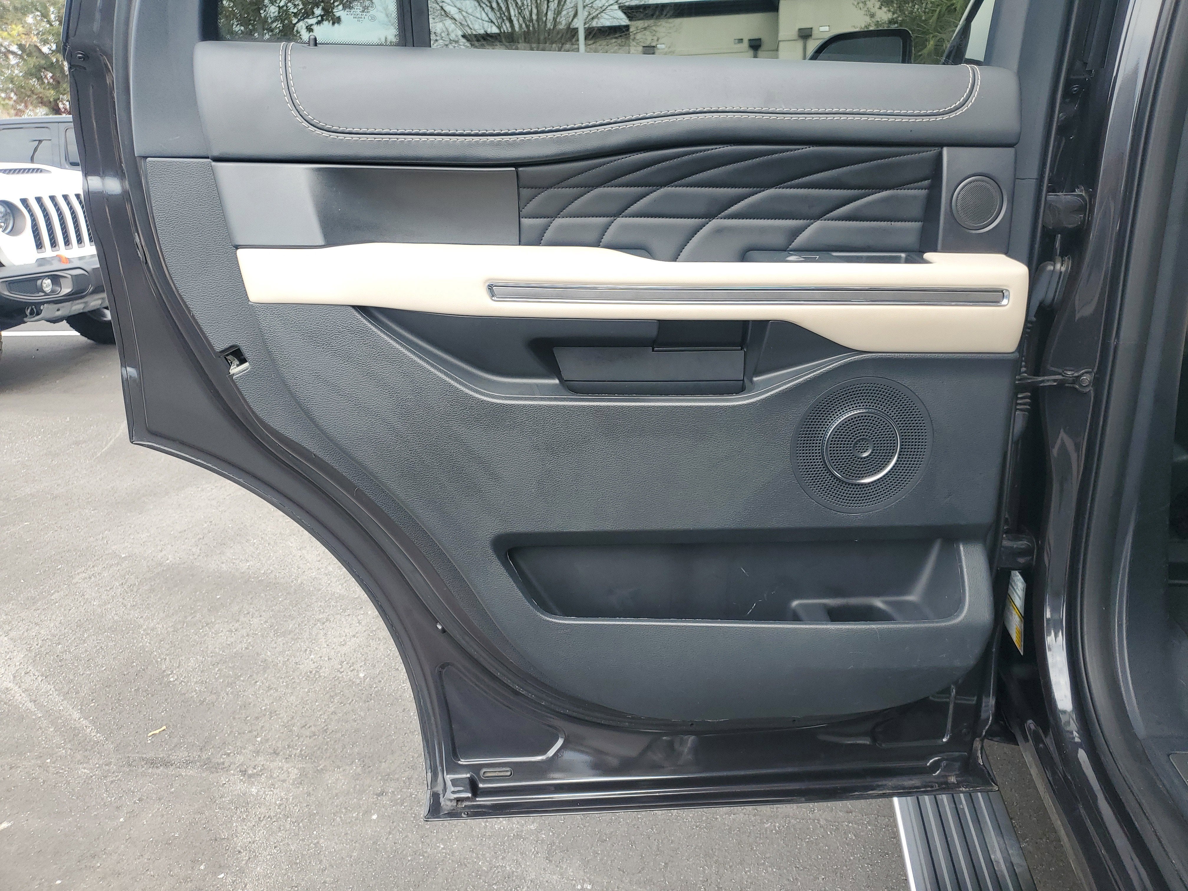 2023 Ford Expedition Platinum