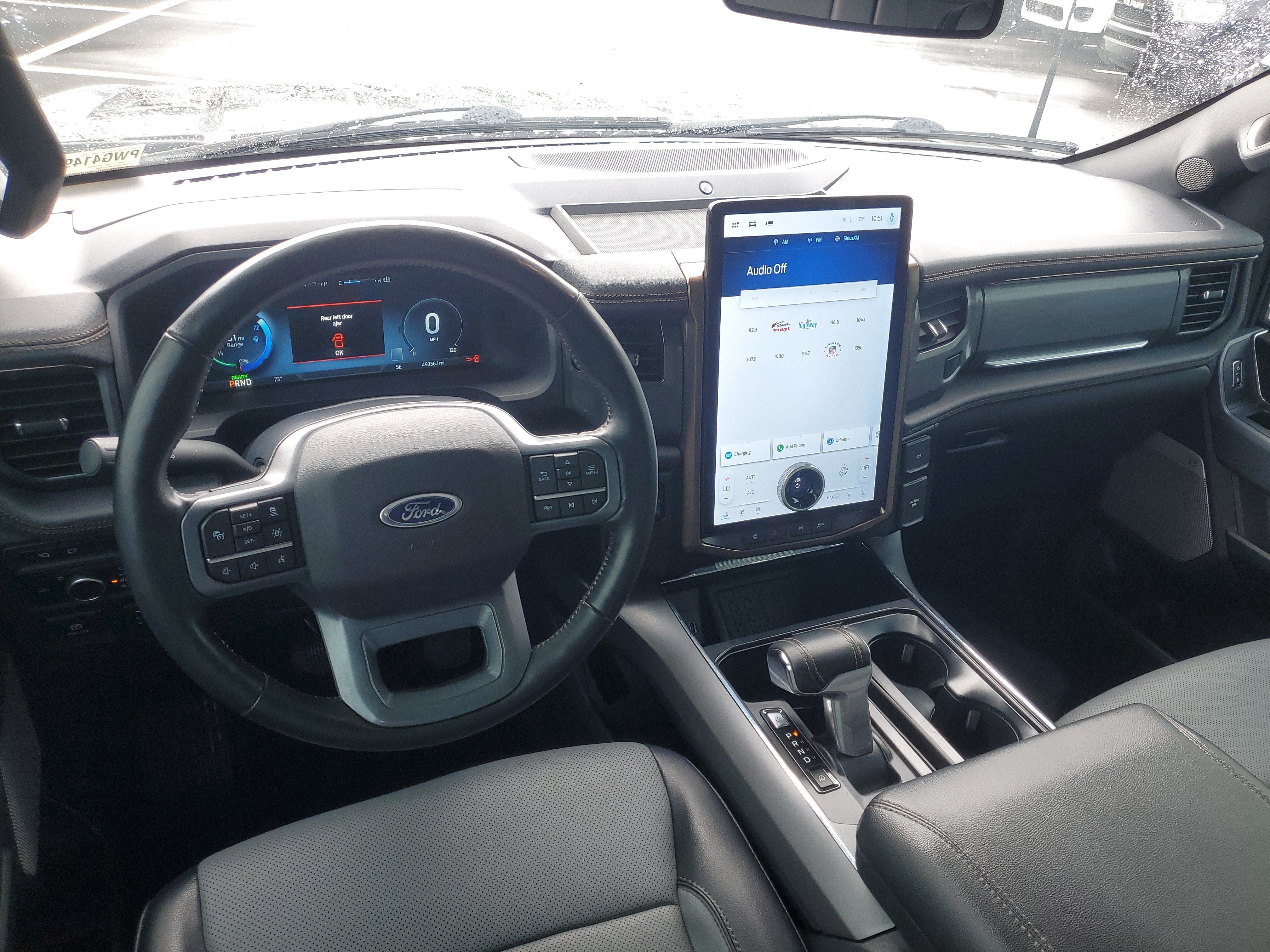 2023 Ford F-150 Lightning LARIAT