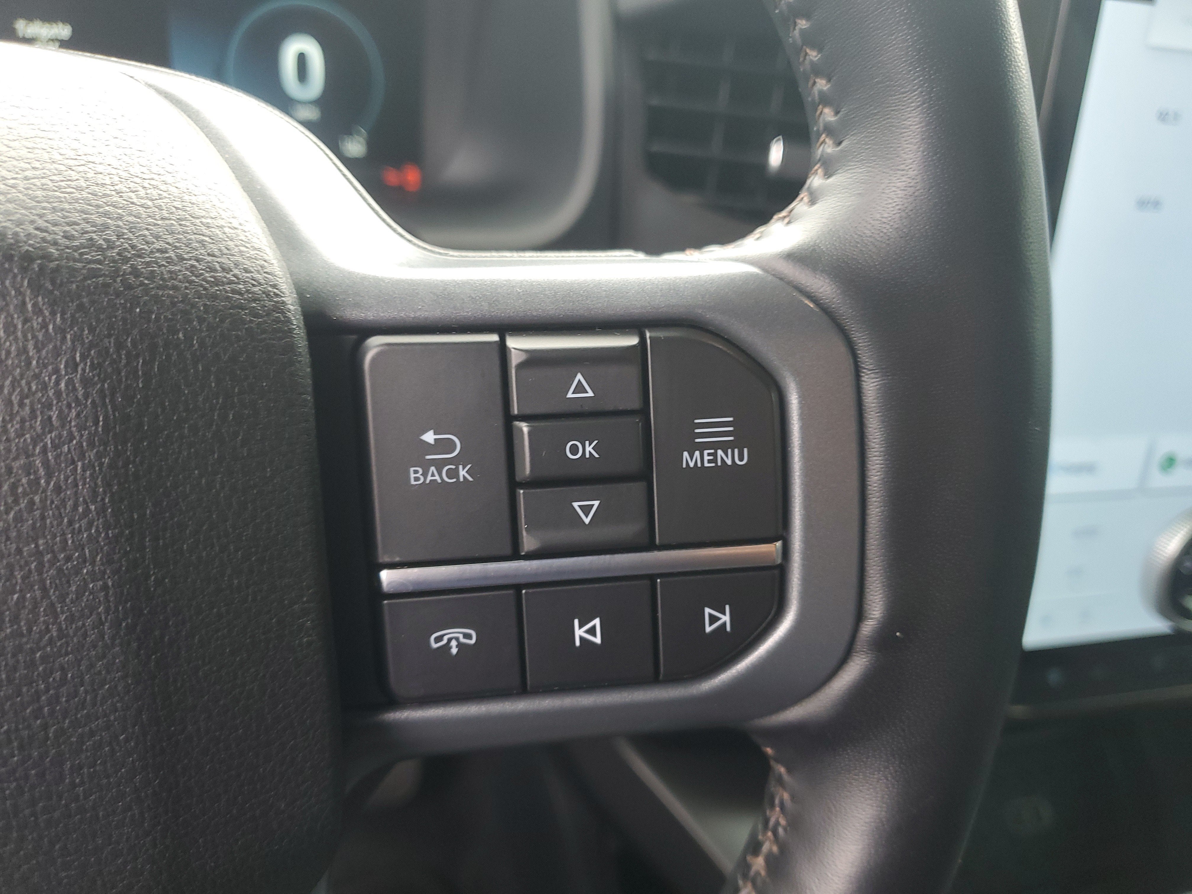 2023 Ford F-150 Lightning LARIAT
